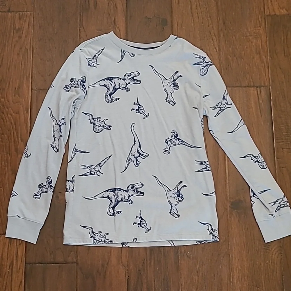 💥3for$12💥 Cat & Jack boy's long-sleeved dinosaur Tshirt size Medium (8-10)